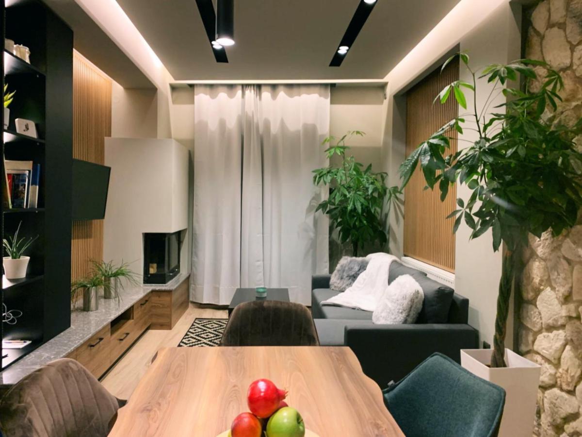 Luxury Townhouse Suite Larissa Zewnętrze zdjęcie