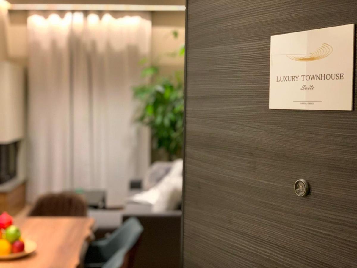 Luxury Townhouse Suite Larissa Zewnętrze zdjęcie