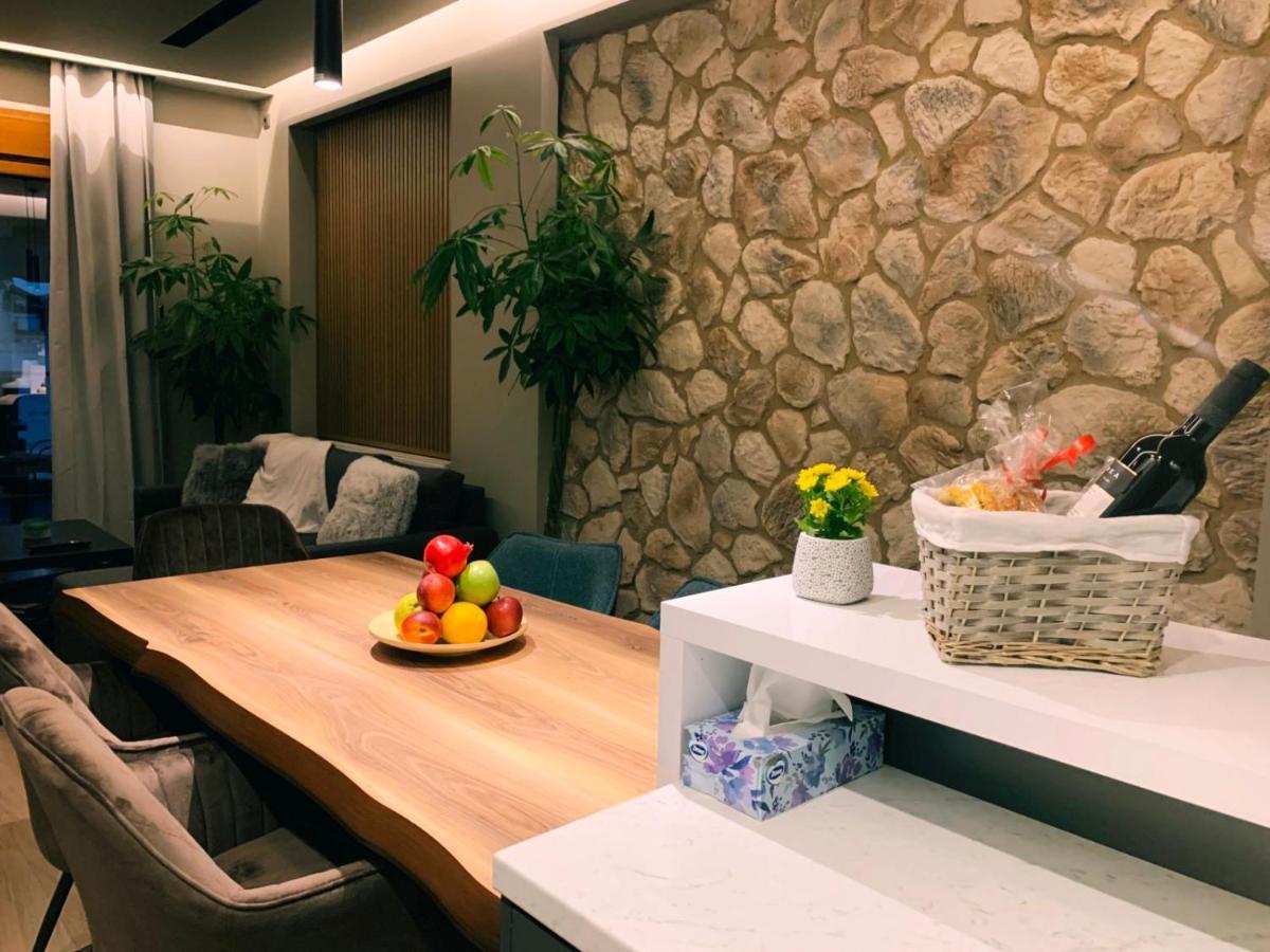 Luxury Townhouse Suite Larissa Zewnętrze zdjęcie